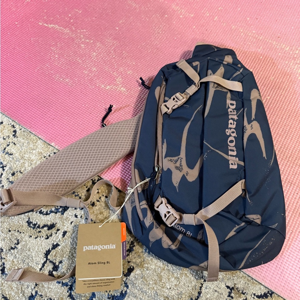 Patagonia Atom Sling Bag - Blue and Tan